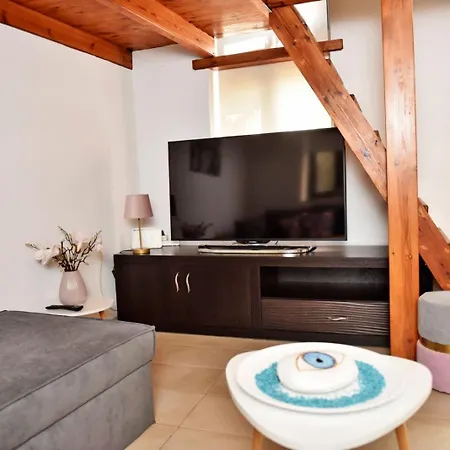 公寓 Ferenikis Luxury House Old Town *